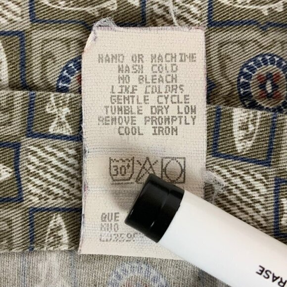 Woolrich Mens Outdoor Shirt Size XL Tan Cotton Fish Pattern Button Front Peru - Picture 6 of 6